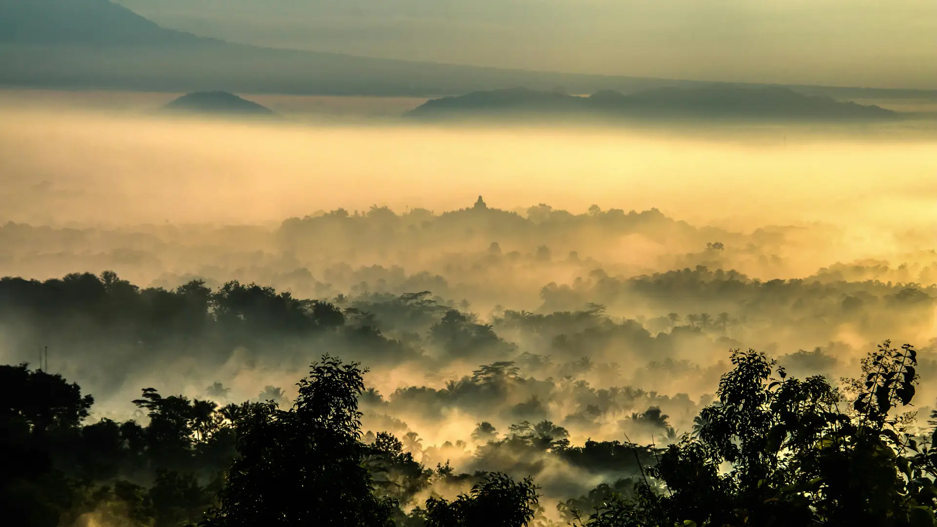 Borobudur Sunrise (via Punthuk Setumbu Hill), Merapi Lava Tour, Prambanan Temple (Full Guided)